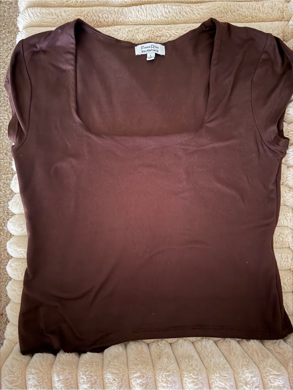 Franco Puno Essentials Women's Chocolate Brown Scoop Neck Short Sleeve Tee